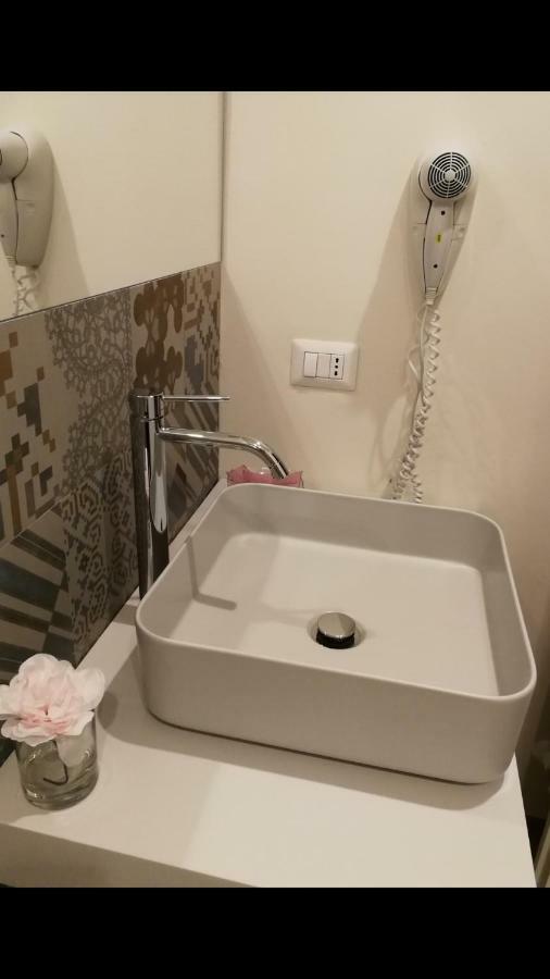 Casa Di Hilde Panzió Scicli Kültér fotó